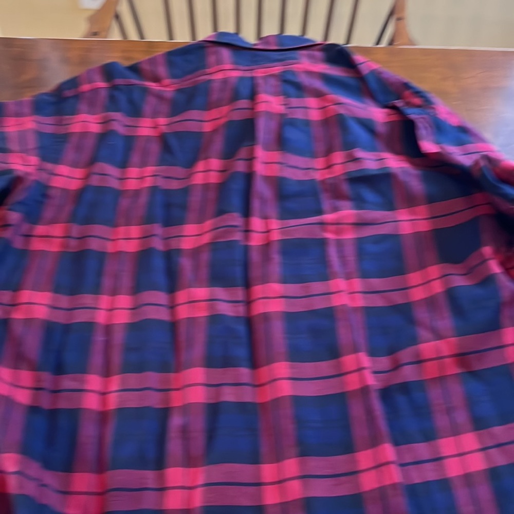 Button down plaid shirt - Picture 8 of 8